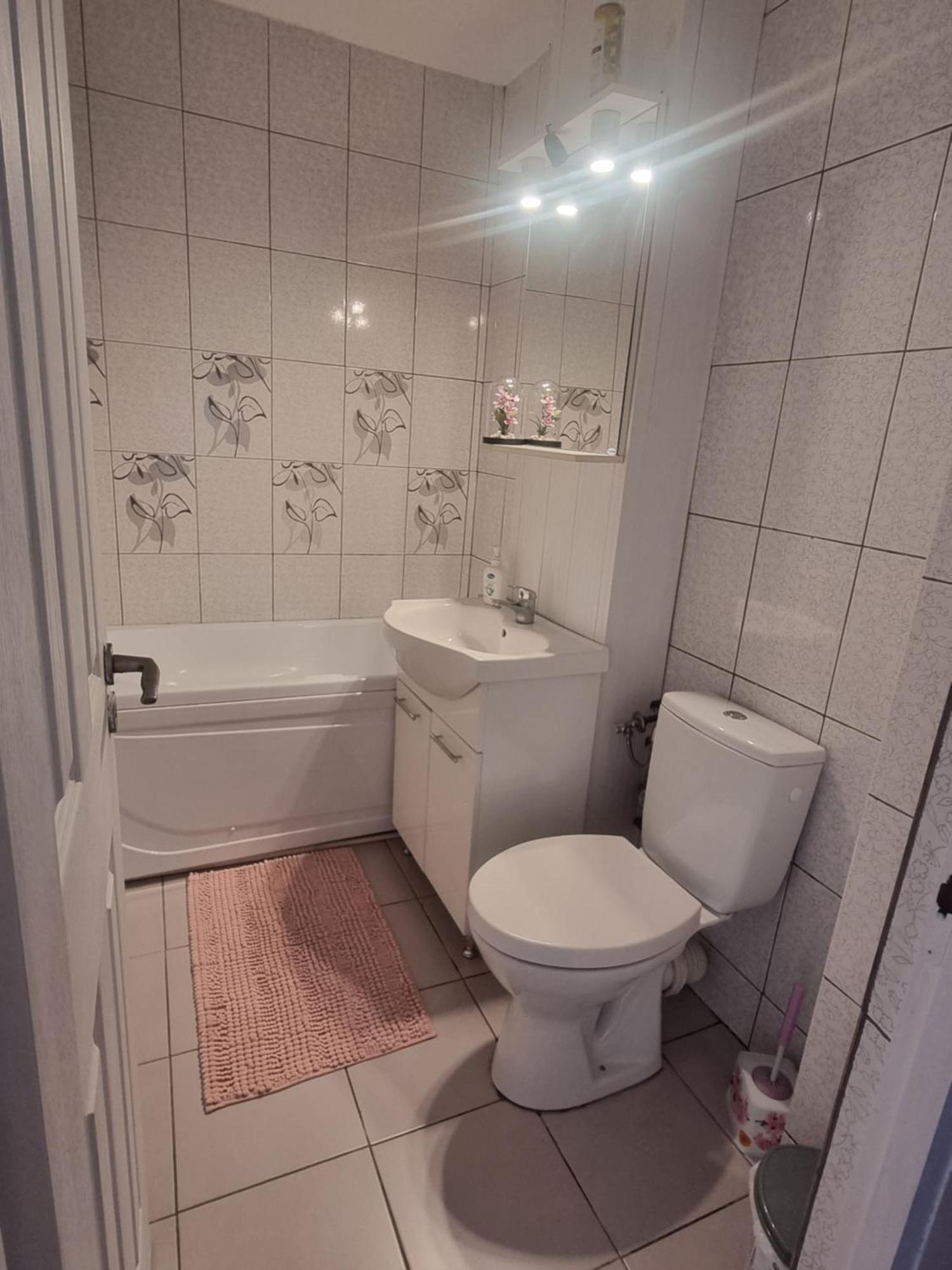 Апартаменты Garsoniera Emilia Кымпулунг-Молдовенеск Экстерьер фото