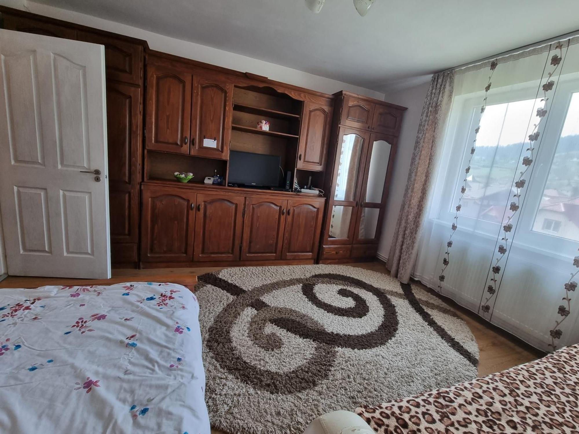 Апартаменты Garsoniera Emilia Кымпулунг-Молдовенеск Экстерьер фото